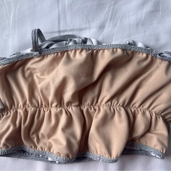 Kortni Jeane Heather Grey Oversized Ruffle Swim Top - Picture 3 of 3